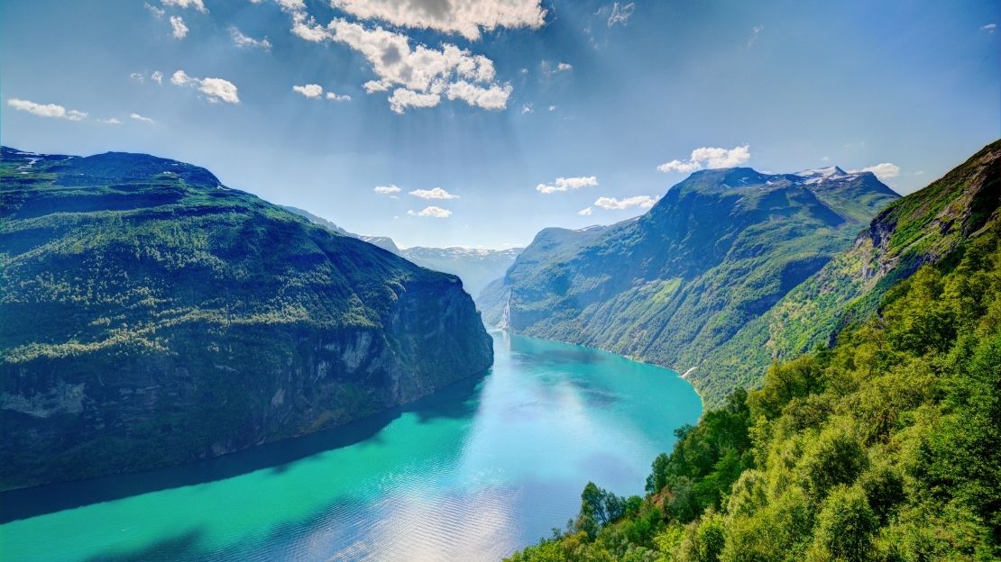蓋倫格峽灣(Geirangerfjord)